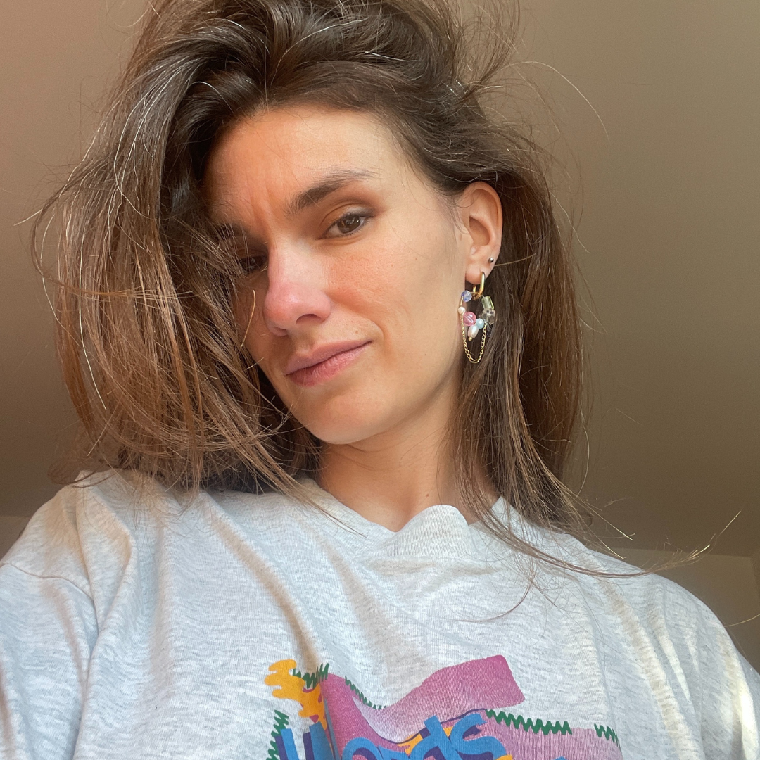 Boucles d’oreilles Healing faites main avec perles rose, bleues, vertes et violettes, tons pastels, originales, création Bibi Joue, pièce unique