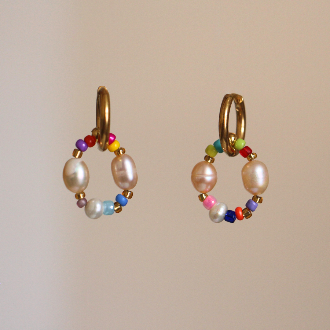 Boucles d'oreilles Spice colorées fantaisie avec perles de culture, créations faites main Bibi Joue, asymétriques