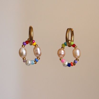 Boucles d'oreilles Spice colorées fantaisie avec perles de culture, créations faites main Bibi Joue, asymétriques