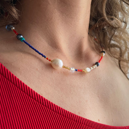 Collier de perles et de pierres fines Hot Mess, pièce unique faite main à Paris, perles de culture, Bibi Joue