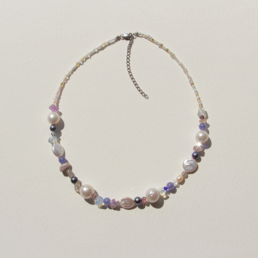 Collier Moon River, couleurs douces, pierres et perles fines, semi-précieuses, création faite main à Paris, Bibi Joue